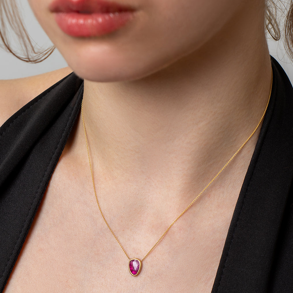 rose-cut ruby necklace