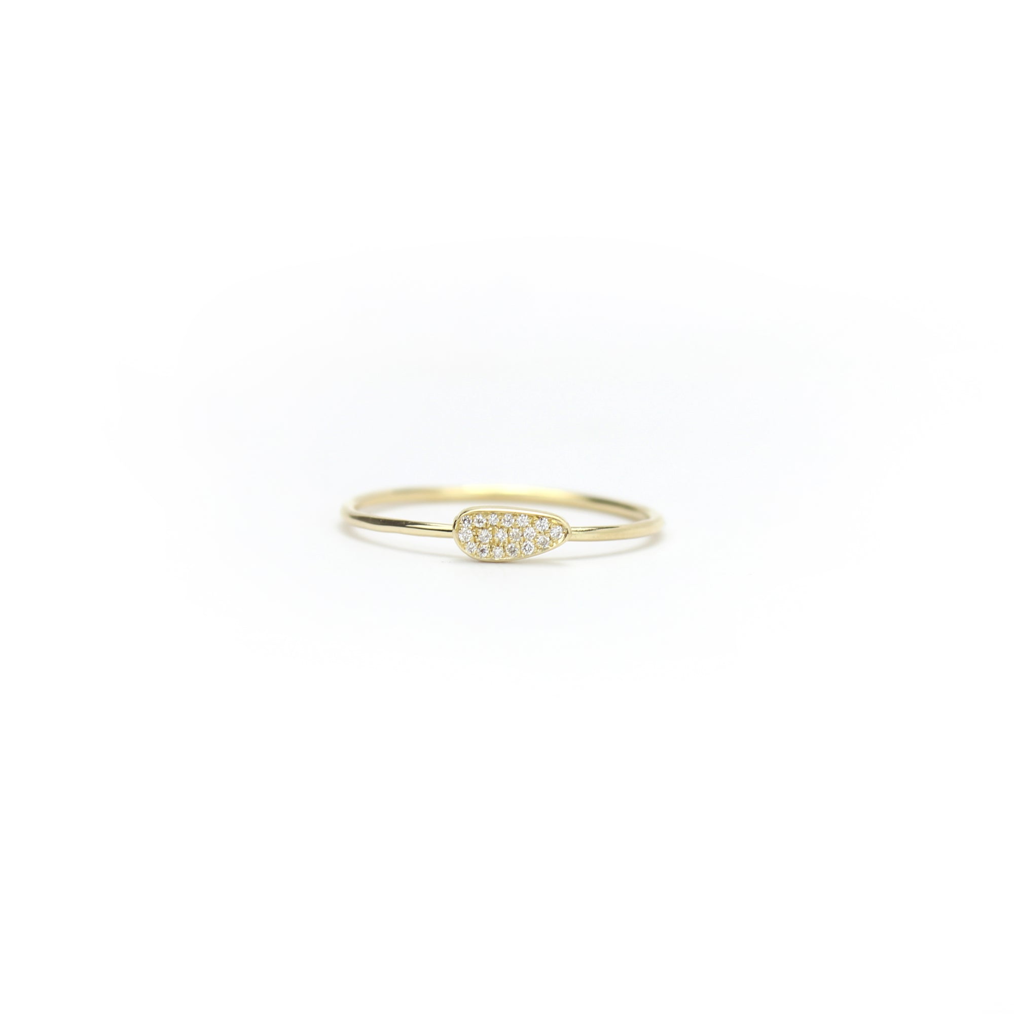 18k yellow gold / bean pavé totem stacking rings