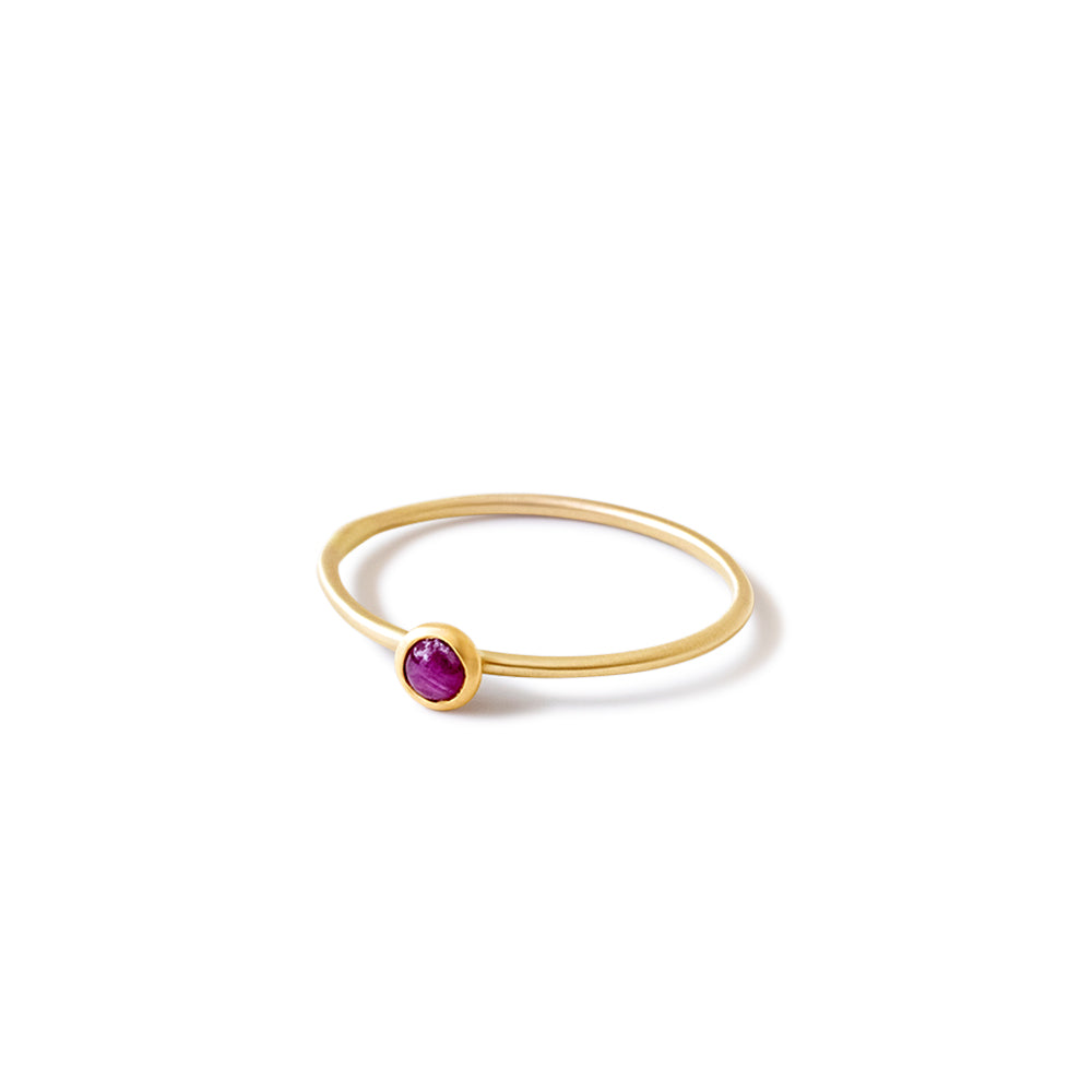 burgundy/0.16ct cabuchon sapphire stacking rings