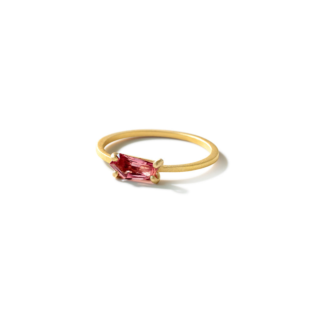 pink/0.43ct portrait-cut sapphire stacking rings