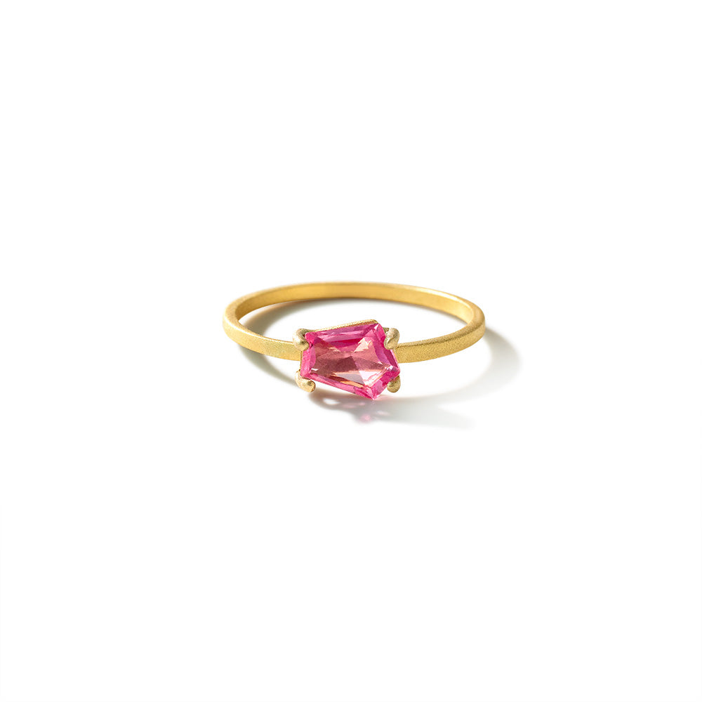 pink/0.56ct portrait cut sapphire stacking ring