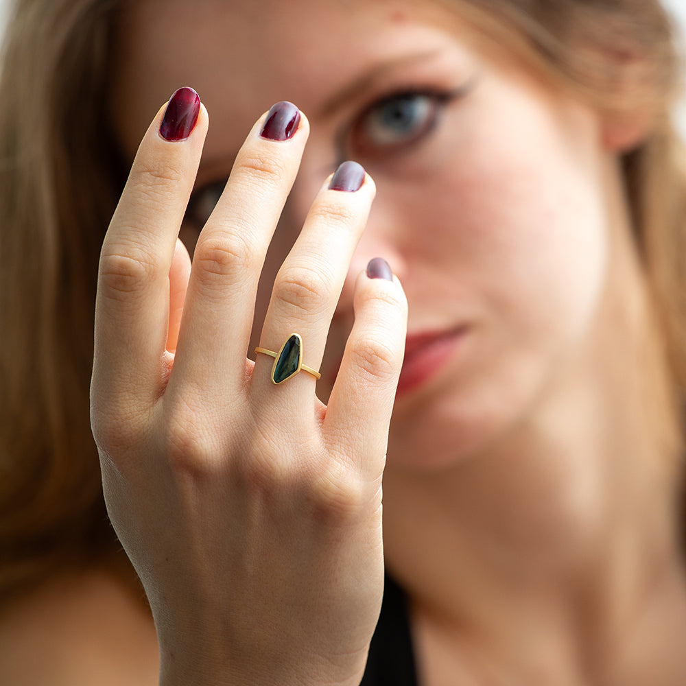 rose-cut sapphire stacking ring