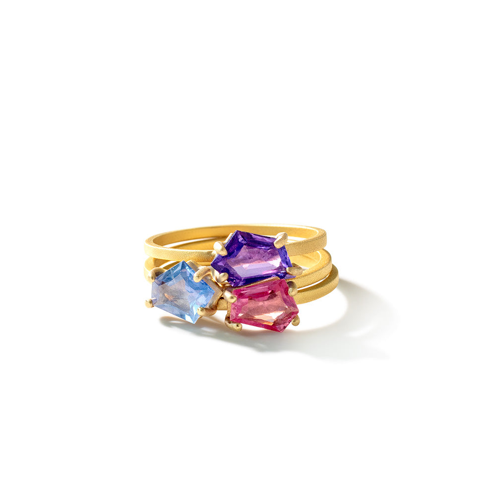 portrait cut sapphire stacking ring